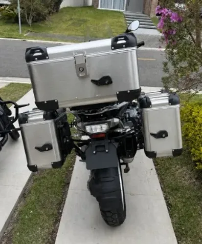 KIT BAÚS SCAM COMPLETO PARA BMW GS 1200 | TOP CASE 2 CAPACETES + SUPORTES | ESTADO DE NOVO