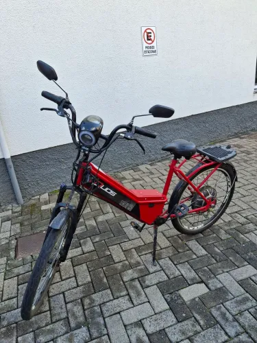 Bicicleta elétrica,em ótimo estado sc
