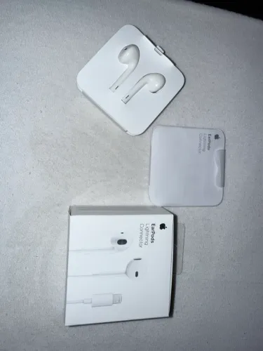 Earpods Apple Original com Cabo Lightning
