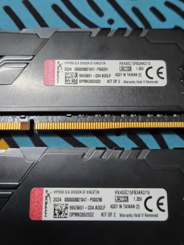 Memória RAM DDR4 HyperX Fury RGB 16GB (2x8) 3000Mhz CL15