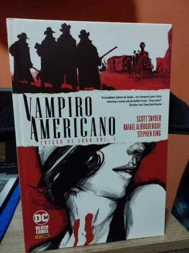 HQ Vampiro Americano - Volume 1 - EDITORA PANINI