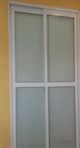 Porta de vidro para varanda 2m altura por 1 de largura duas folhas
