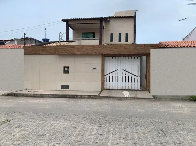 OPORTUNIDADE - CASA PRÓXIMO AO AEROPORTO