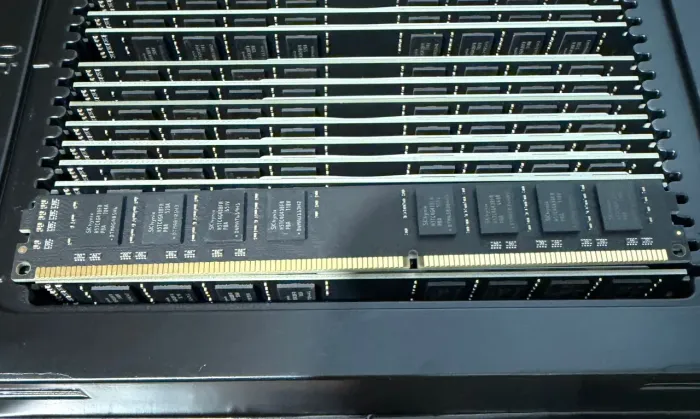 Memória DDR3 8Gb 1.600m. Sk Hynix . (Top) Maior fabricante mundial em Chips de memoria