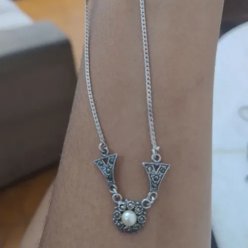 Gargantilha em Prata com pérola, vintage.