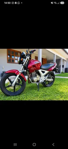 Honda twister em exelente estado