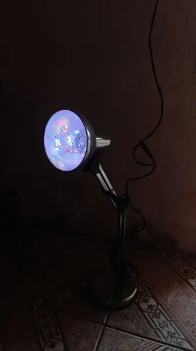 luminária de mesa articulada de metal