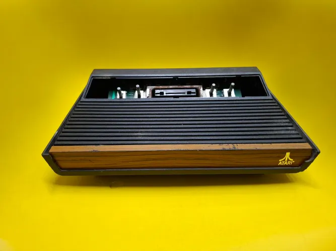 Atari americano original precisa de reparo