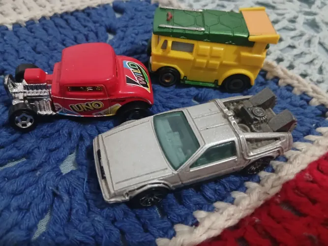 Hotwheels - lote 3 unidades