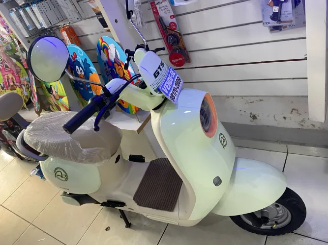 Moto elétrica scooter a3 gts pro 600w