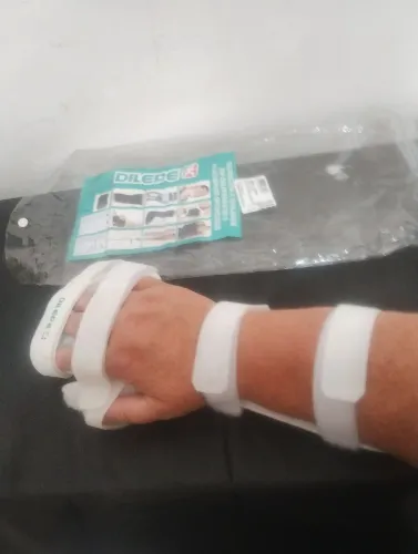 Tala PVC mão direita 