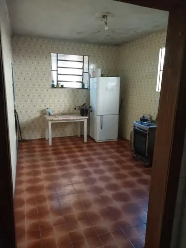 CASA COM 2 QUARTOS EM ANCHIETA - ACEITO ENTRADA