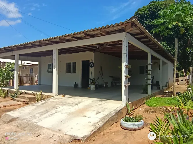 Vende-se casa no canta
