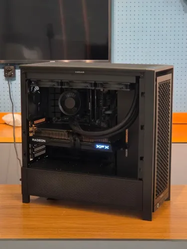 PC Gamer Repasse - RYZEN 7 9800X3D, RX 9070XT 16GB, B650M,32GB(2X16GB), 850W, 1TBNVME