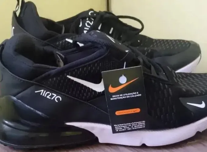 Tênis novo Air Max 270