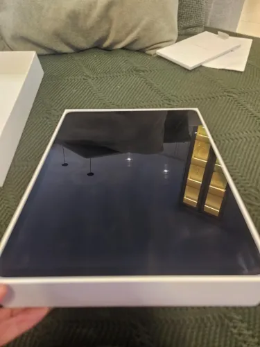 IPAD PRO 12,9" M2 256Gb (6th Geração) + Brindes! Estado de Novo!