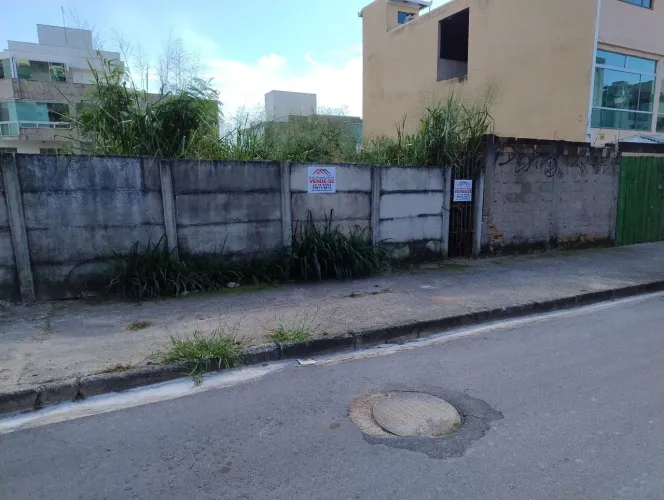 Lote no diamante Barreiro.