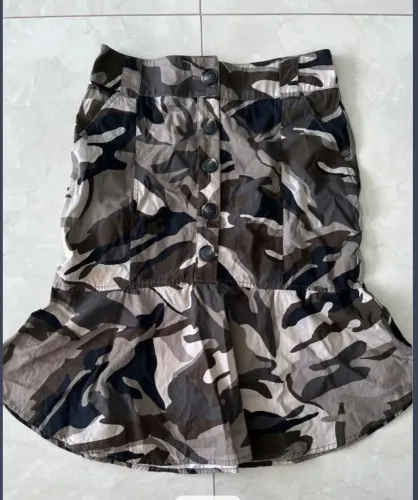 Saia camuflada, da Shoulder, TAM. 40.