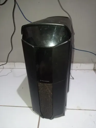 Pc+volante Logitech LEIA A DESCRIÇÃO.