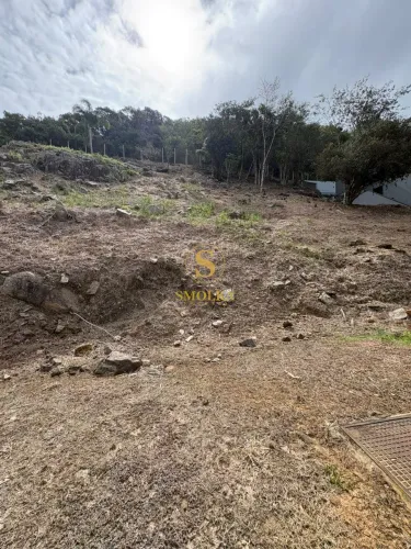 Terreno em condomínio na praia dos Ingleses com área de 487,78m²