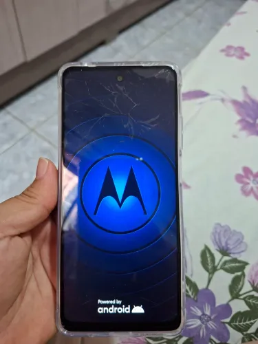 Celular g24