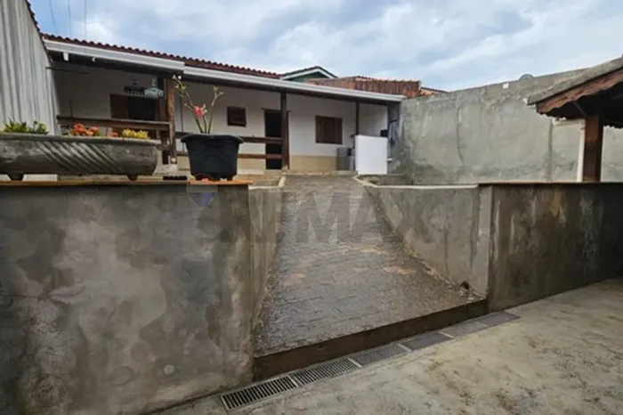 SEU SONHO DE MORAR COM ESPAÇO, CONFORTO E PRATICIDADE ESTÁ PERTINHO DE VOCÊ AQUI NO BAIRRO