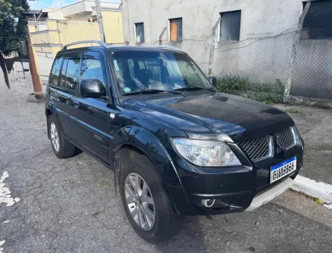 Mitsubishi Pajero TR4 2.0/ 2.0 Flex 16V 4X4 Aut. 2010