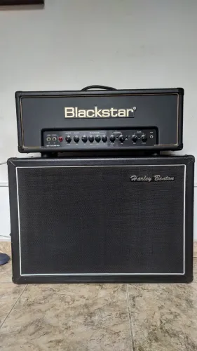Blackstar HT-50 Club MKI e caixas Harley Benton 2x12