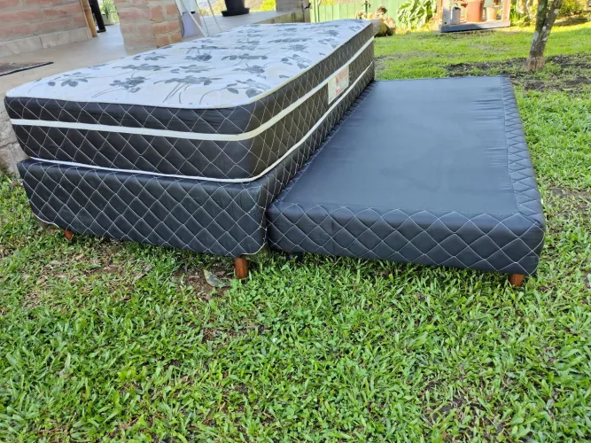 Com entrega conjunto box solteiro com auxiliar 