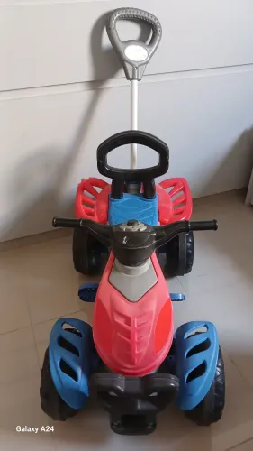 Carrinho de passeio homem aranha