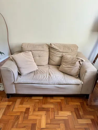 Sofá 2 lugares