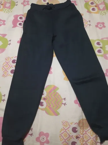 Vende-se calça de moletom tamanho 10