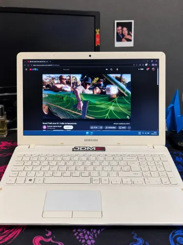Notebook Samsung i3, 16GB RAM, SSD 512GB, Windows 11