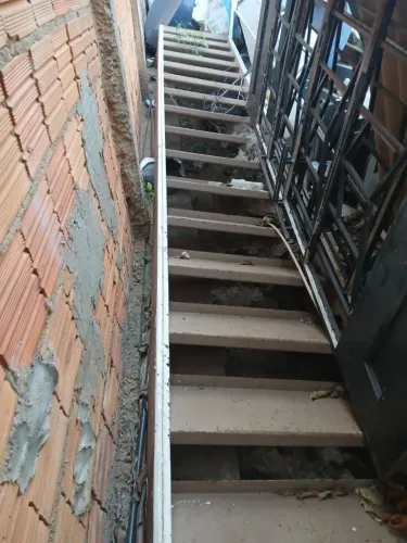 Escada chapa 14. 5.metros entrego