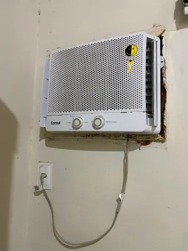 AR CONDICIONADO JANELA CONSUL 7.500 BTUs