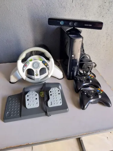 Xbox 360 super slim