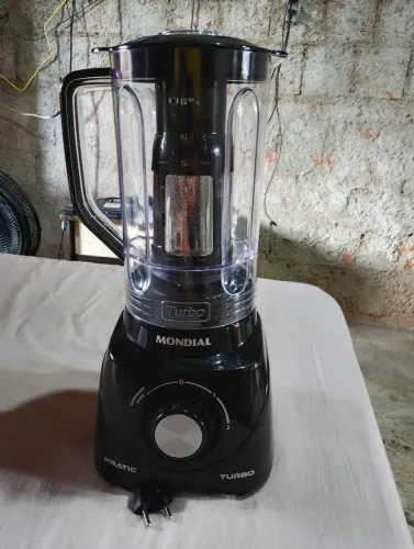 Liquidificador mondial