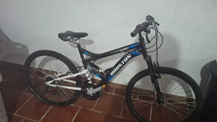 Bicicleta Houston aro 26 Nova.