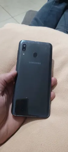 Samsung Galaxy A20