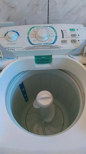 Máquina de lavar Electrolux 8kg Turbo Economia