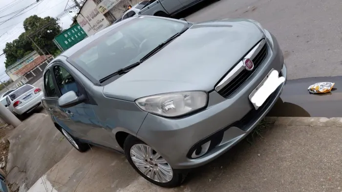 Fiat Grand Siena Attrac. 1.4 EVO F.flex 8V 2013