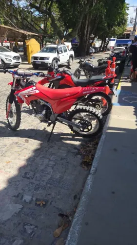 Vendo Crf 250 / Troco por Honda Scooter Adv