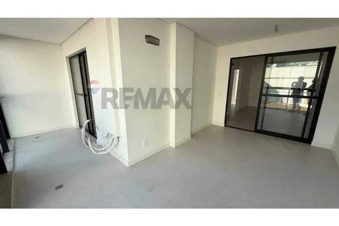 Apartamento 3 Quartos com Suíte, 2 Vagas e Lazer Completo no Barro Vermelho