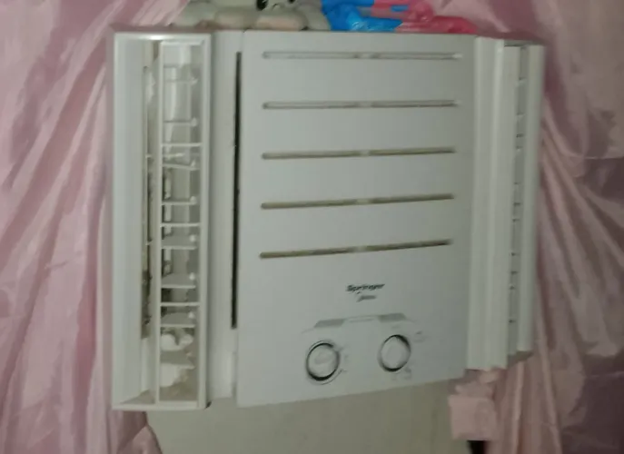 Ar condicionado 7.500 1 ano de uso