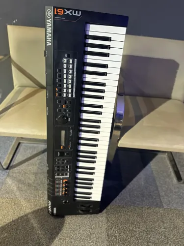Yamaha MX61 61 Teclas Sintetizador Motif XS USB Audio MIDI R$ 4.200