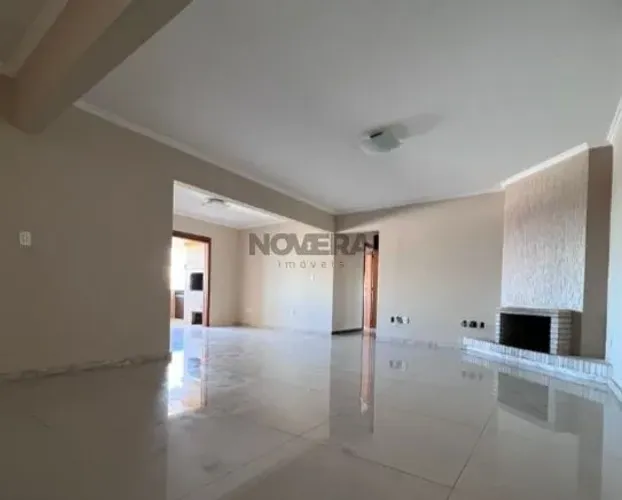 Apartamento com sacada