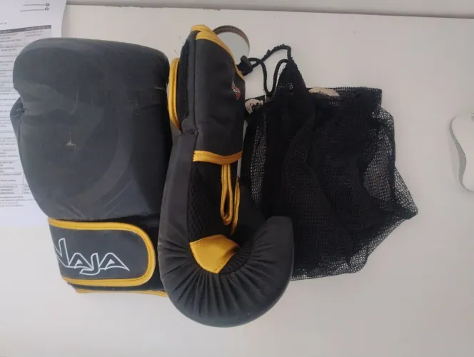 Luva de Box 14 Oz seminova