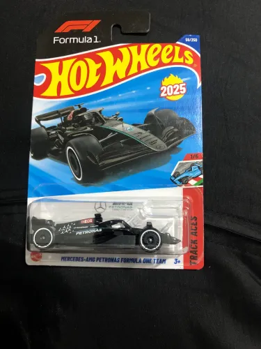 Carrinho Hot Wheels Mercedes AMG Petronas Fórmula One Team