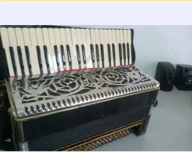 Raridade! Acordeon Italiano Antigo 100 Baixos - Em Madrepérola (100% Funcional e Vedado)