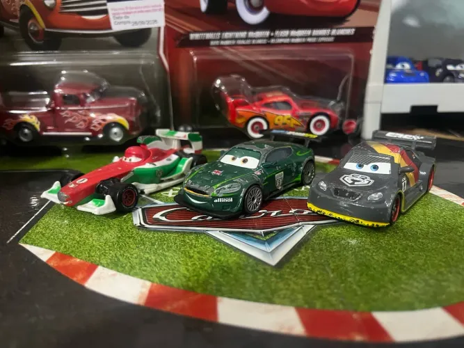 Cars Disney pixar Corredor World Grand Prix